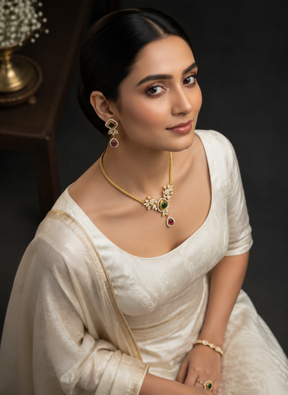 Light weighted Gold Finishing Jewelry Set with Earrings