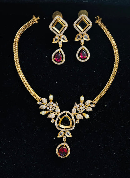 Light weighted Gold Finishing Jewelry Set with Earrings