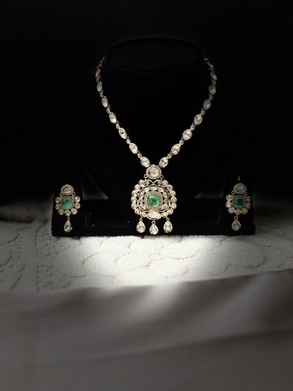 Elegant Kundan Jewelry Set with Green Accents