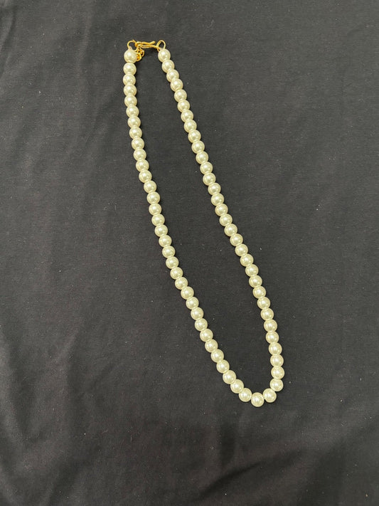 Elegant Pearl Beaded Necklace