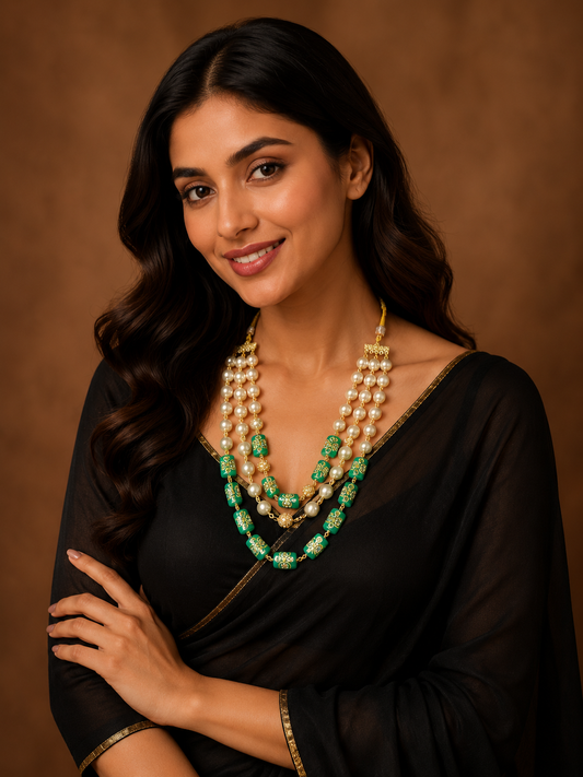 Elegant Pearl and Green Beaded Necklace