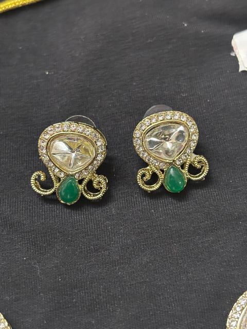 Elegant Green Kundan Stone Jewelry Set