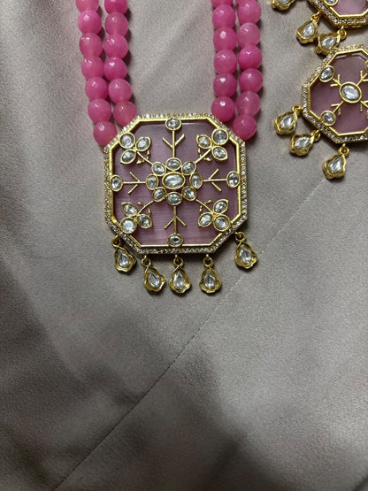 Elegant Pink Beaded Jewelry Set