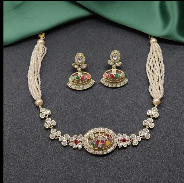Elegant Polki Kundan and Pearl Jewelry Chokar Set