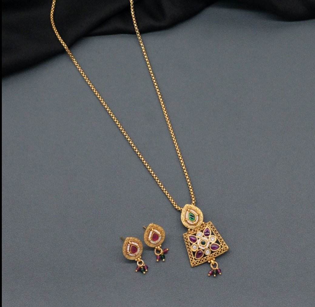 Elegant Antique Gold Plated Jewelry Set