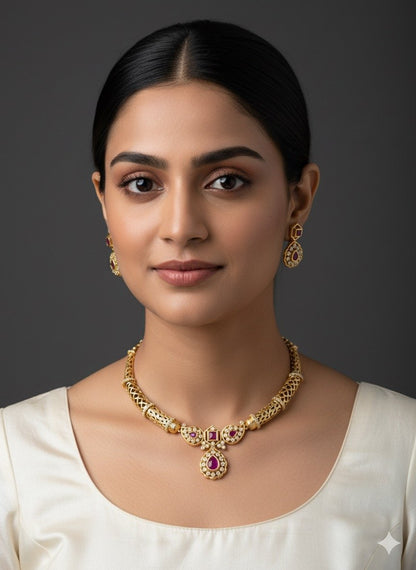 Light weight Gold finishing Kundan Jewelry Set with Earrings