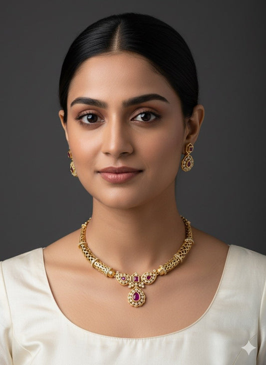 Light weight Gold finishing Kundan Jewelry Set with Earrings