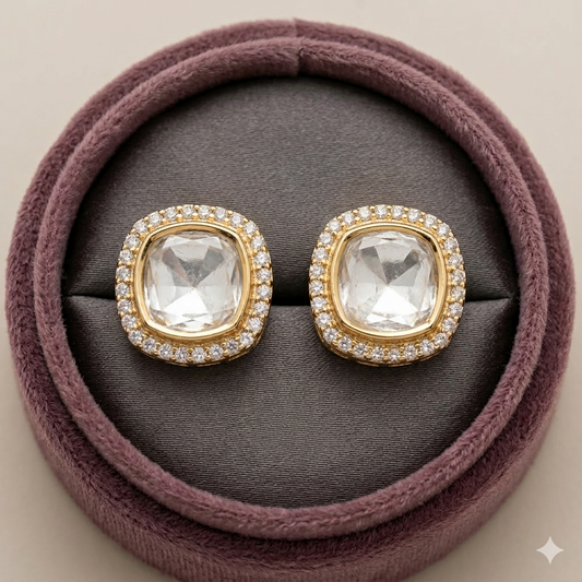 Kundan studs for premium look