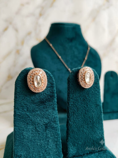Elegant Oval Kundan Polki Gold Pendant
