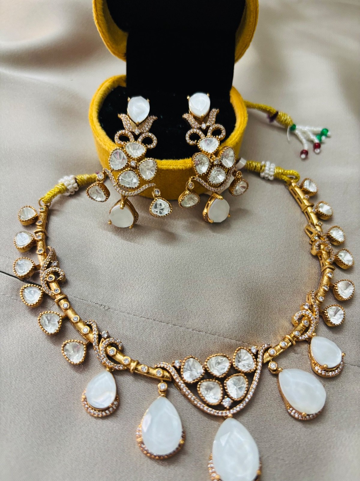 Elegant Pearl and Kundan Jewelry Set