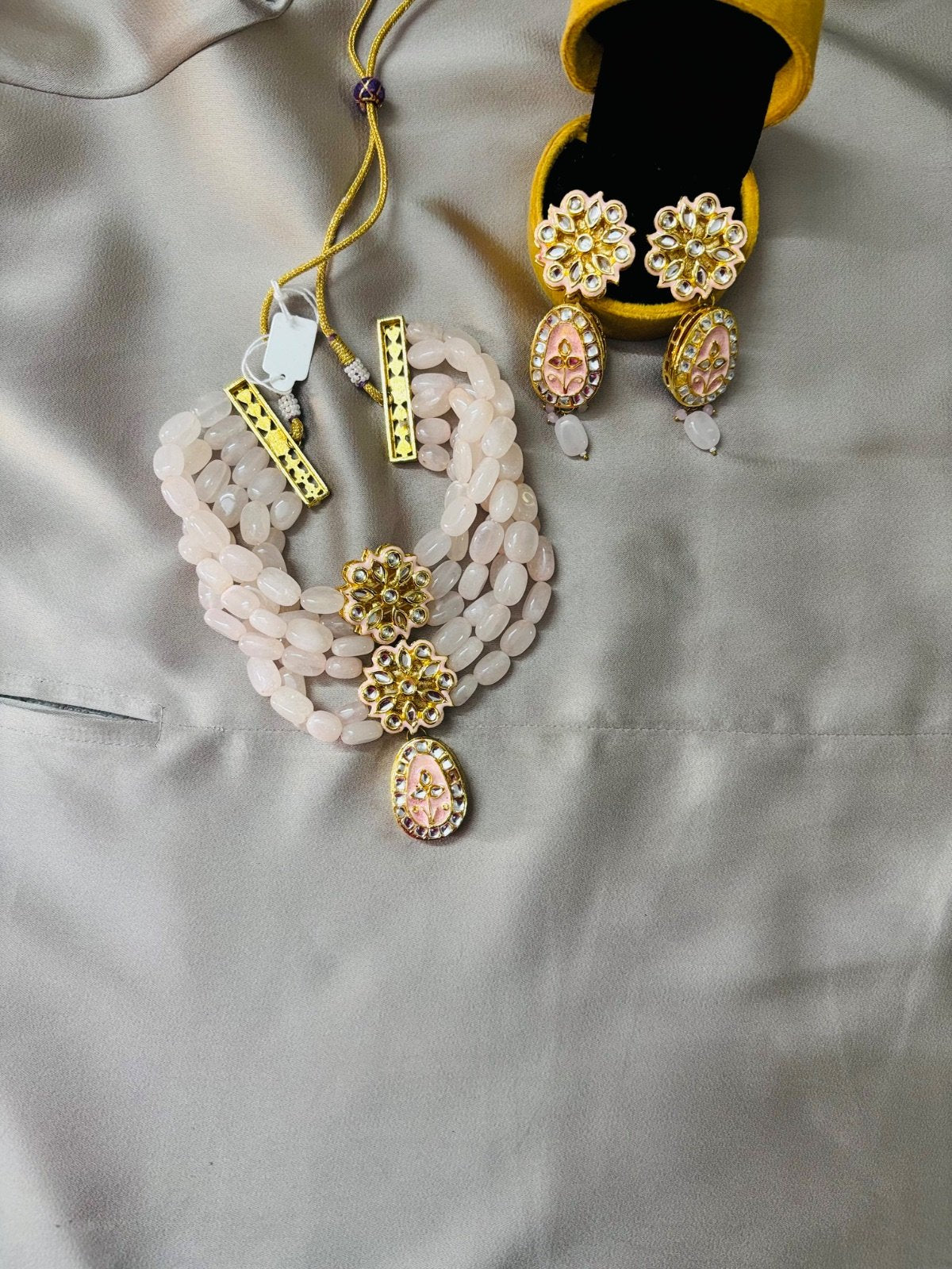 Elegant Beaded Jewelry Set with Floral Accents