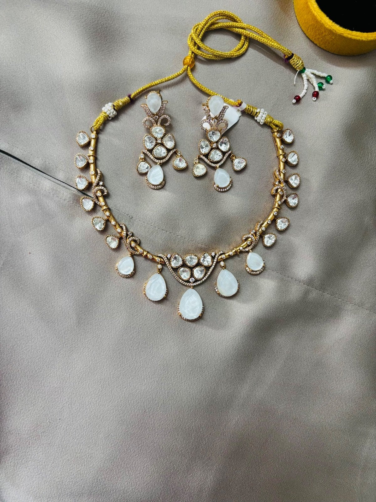 Elegant Pearl and Kundan Jewelry Set