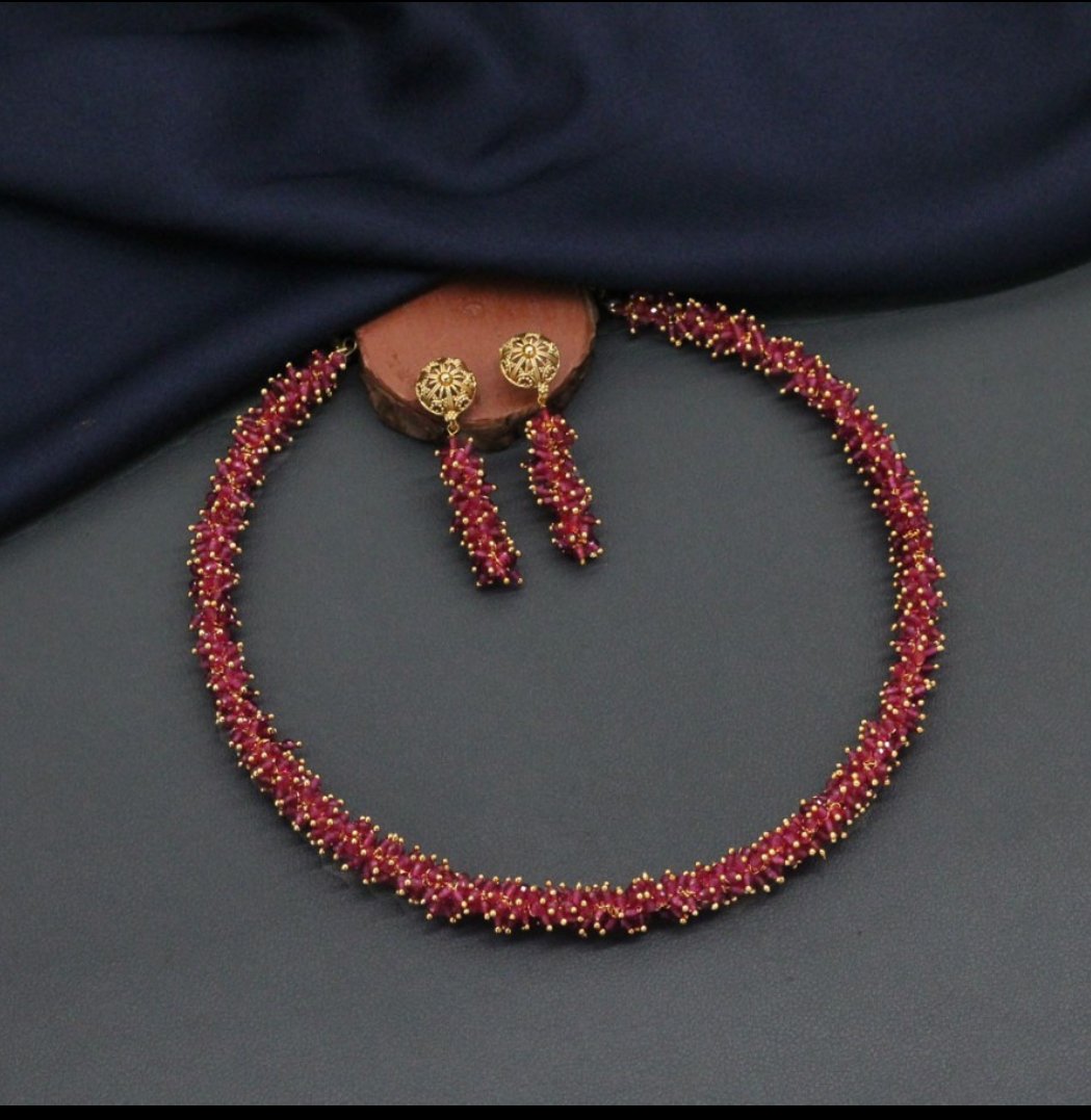 Elegant Beaded Necklace and Earring Set