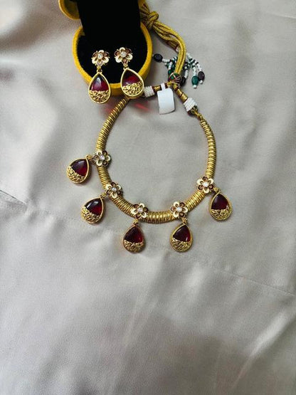Elegant Maroon and Gold-Tone Jewelry Set