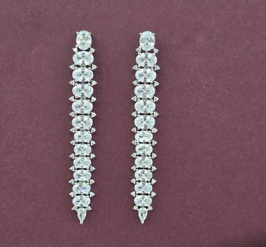 Long Zircon Diamonds earrings