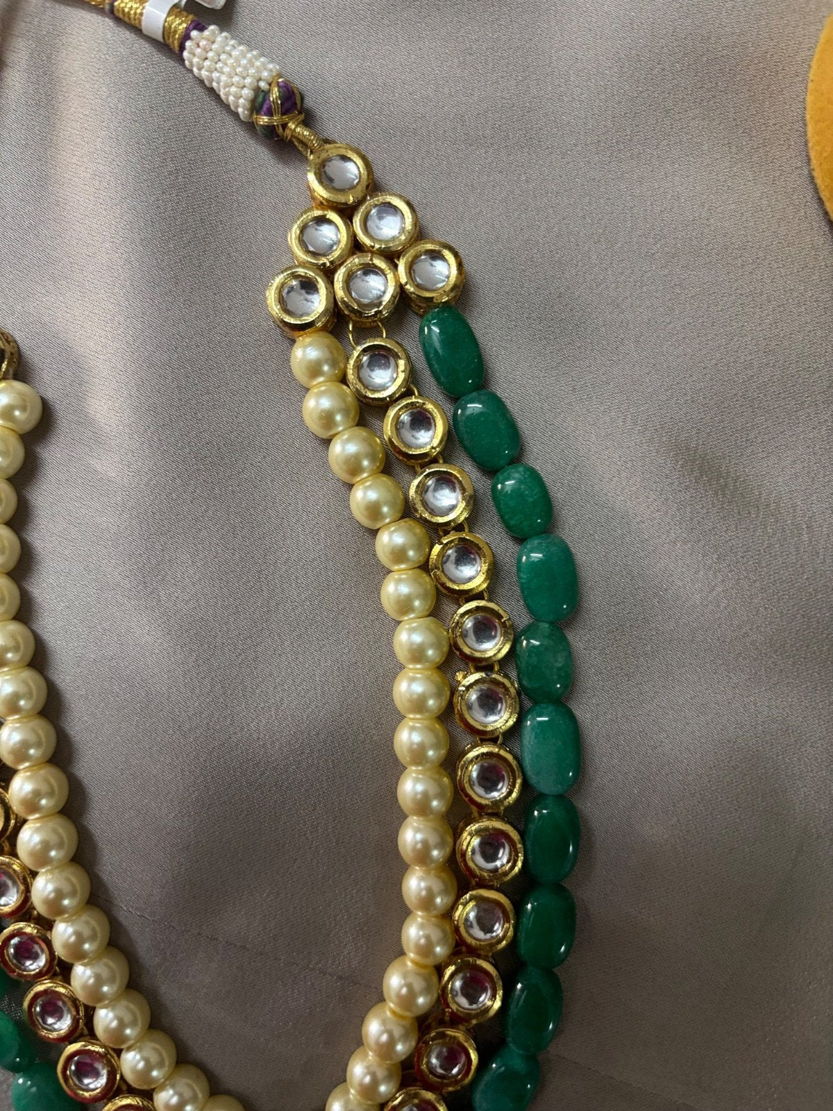 Elegant Kundan and Green Pearl Necklace