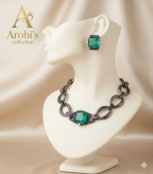 Ethereal Elegance – Emerald Statement Necklace & Earring Set