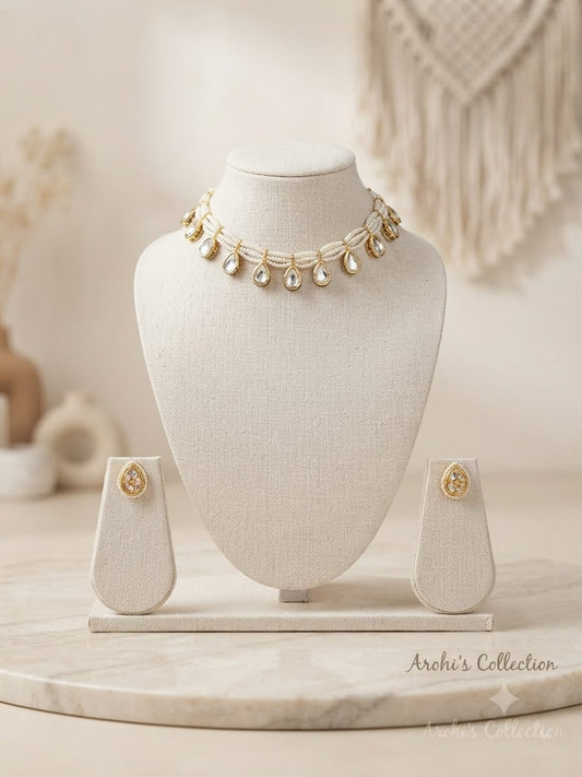 Kundan Neck piece with Mother of Pearls